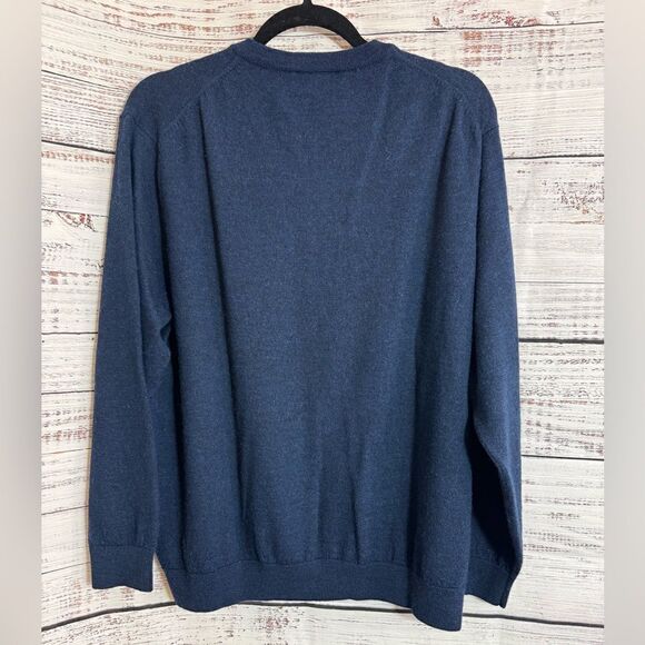 Turnbury Sweater Mens Size 2X Extra Fine Merino Wool Knit Navy Blue V Neck - Picture 2 of 10